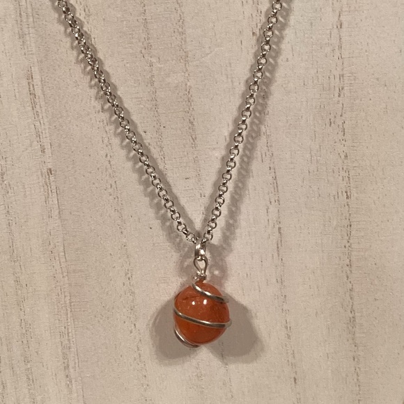 Carnelian Agate Pendant Necklace - Picture 1 of 3
